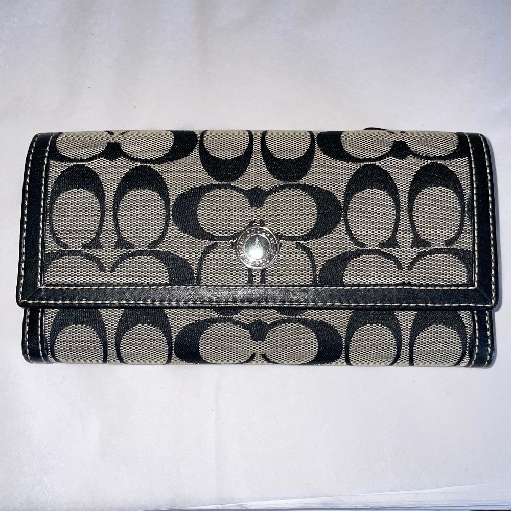 COACH Black Signature Canvas Leather Trifold Continental Wallet